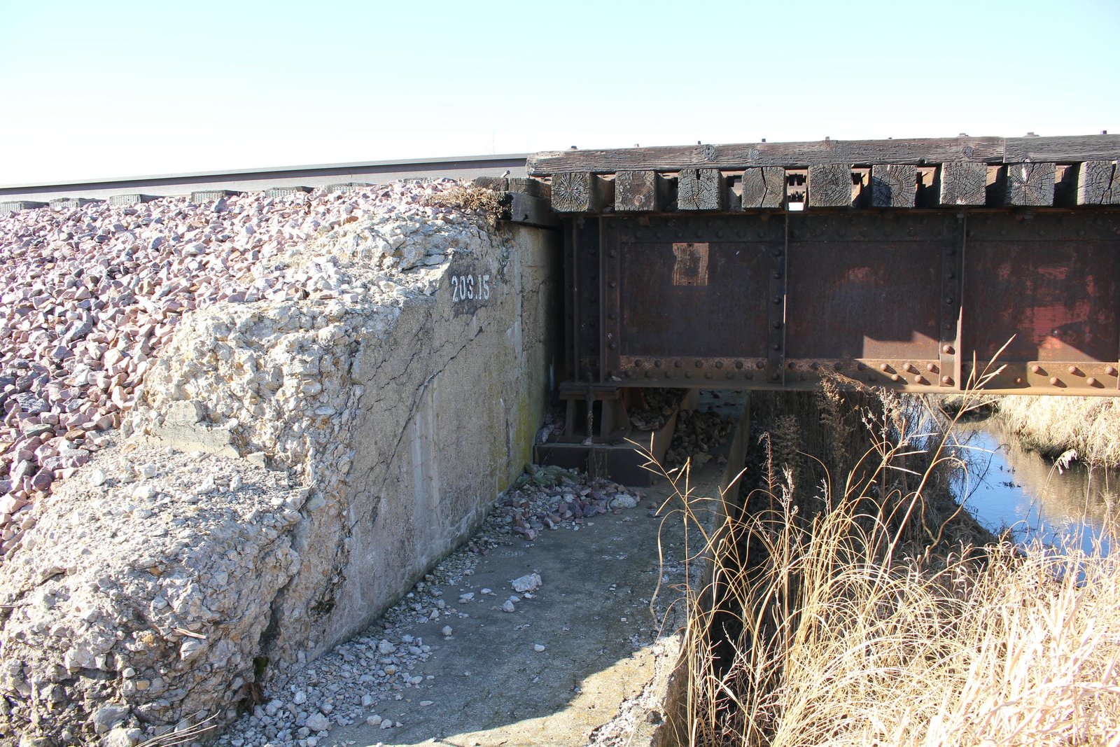 South abutment